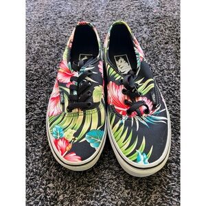 Vans Authentic black tropical floral women’s size 7.5 (NO BOX)